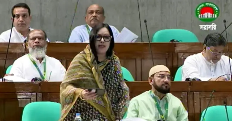 সংসদ অধিবেশনে রুমিন ফারহানা